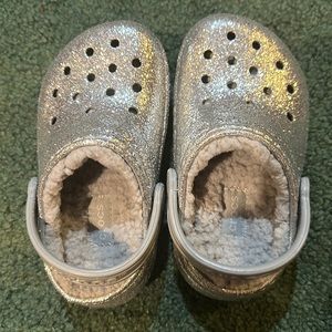Girls crocs toddler size 8